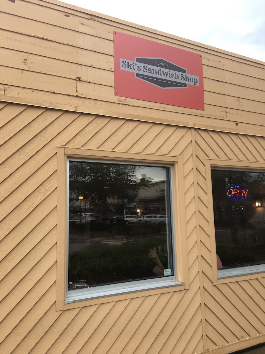 Ski’S Sandwich Shop